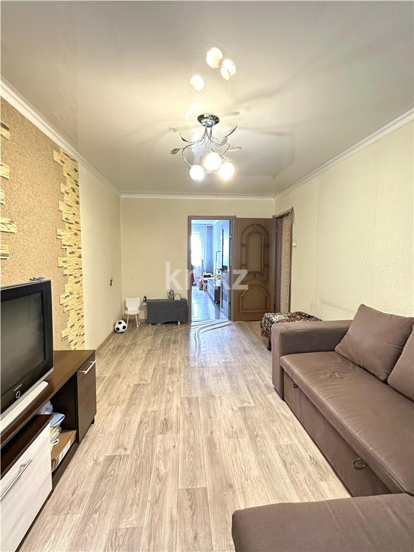 Продажа 2-комнатной квартиры, 43 м² - Продажа жилой и коммерческой недвижимости в Караганде фото 1 из 11