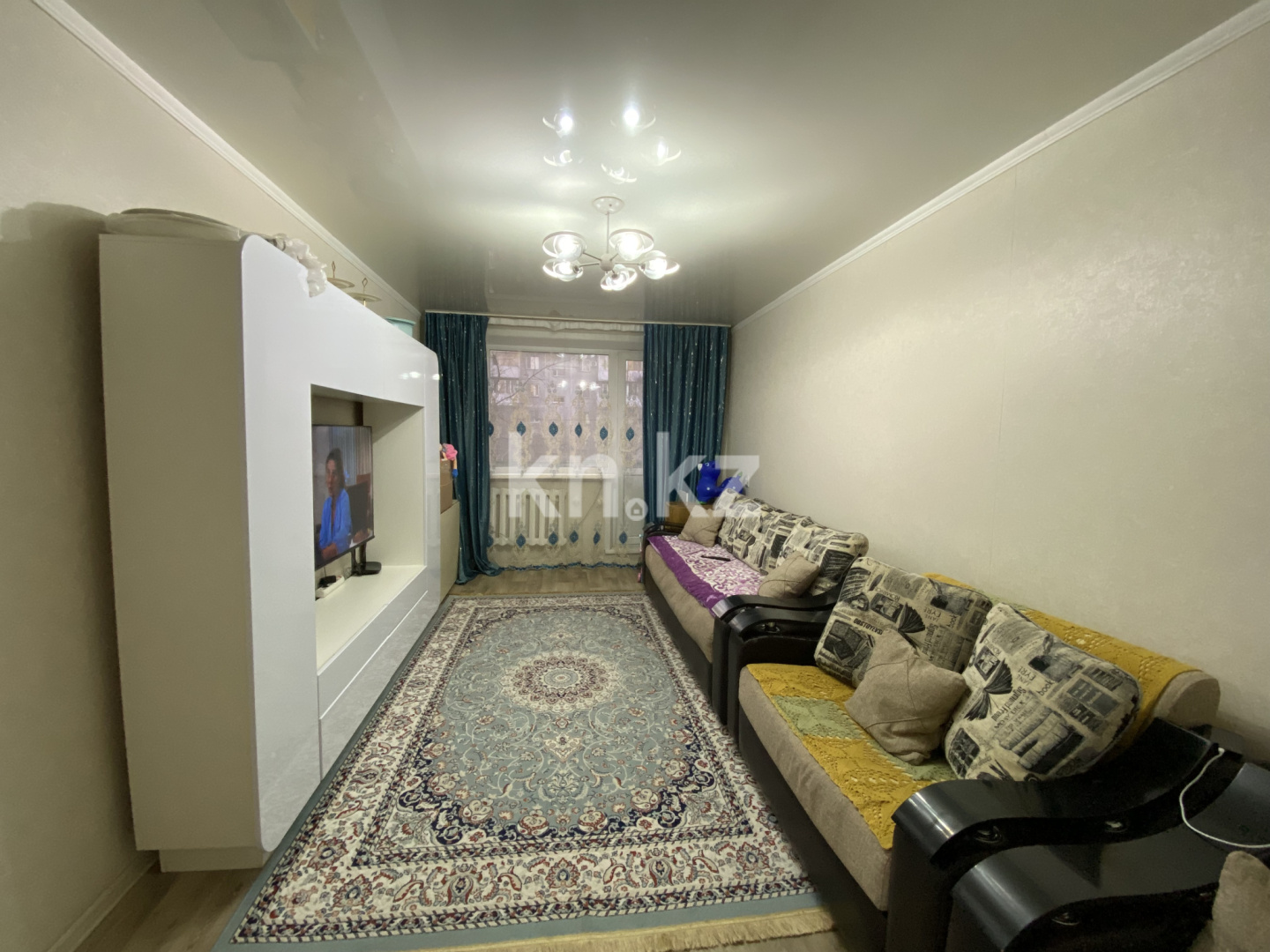 Продажа 3-комнатной квартиры, 63 м², мкр-н 16, дом  43 в Караганде