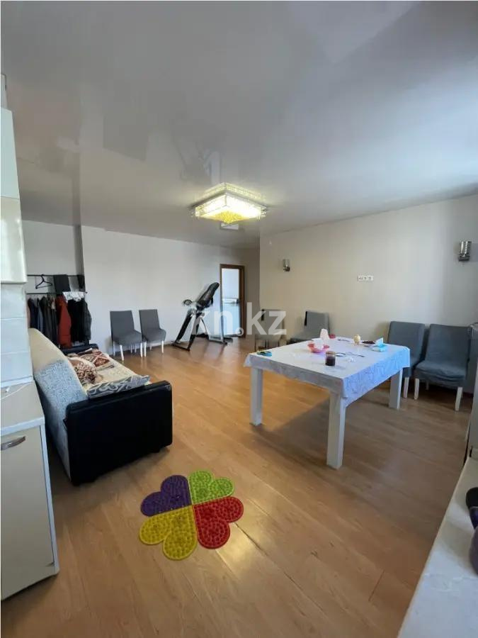 Продажа 3-комнатной квартиры, 76.8 м², ул. Сауран, дом  14 в Астане - фото 2