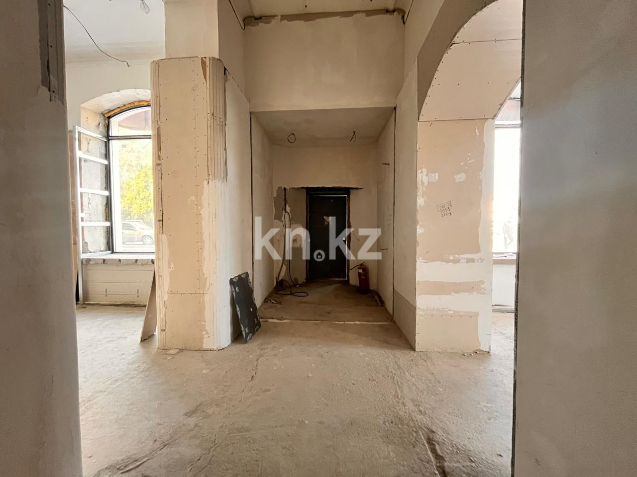 Аренда , пр. Назарбаева - Аренда офисных и торговых помещений в Караганде с фото фото 11 из 13