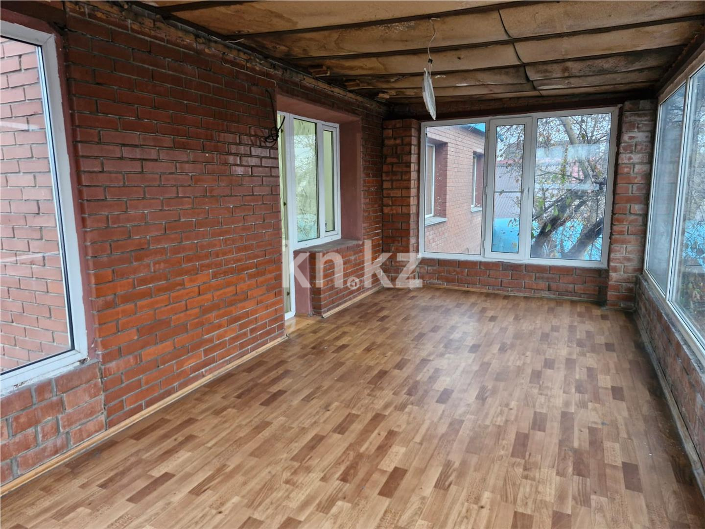 Продажа 10-комнатного дома, 231 м² - Продажа домов, коттеджей в Караганде - страница 2 фото 9 из 33