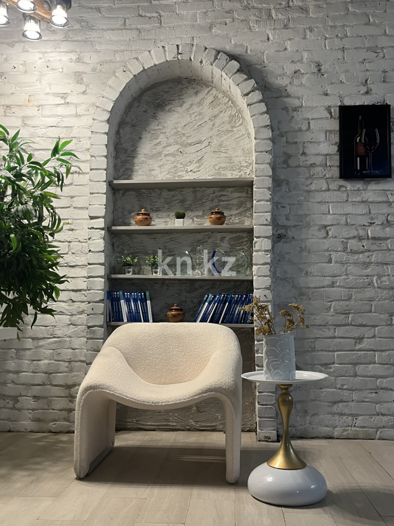 Продажа , 160 м², ул. Нурмакова, дом  79 - ул. Карасай батыра - Продажа действующего бизнеса в Алматы без посредников фото 1 из 5