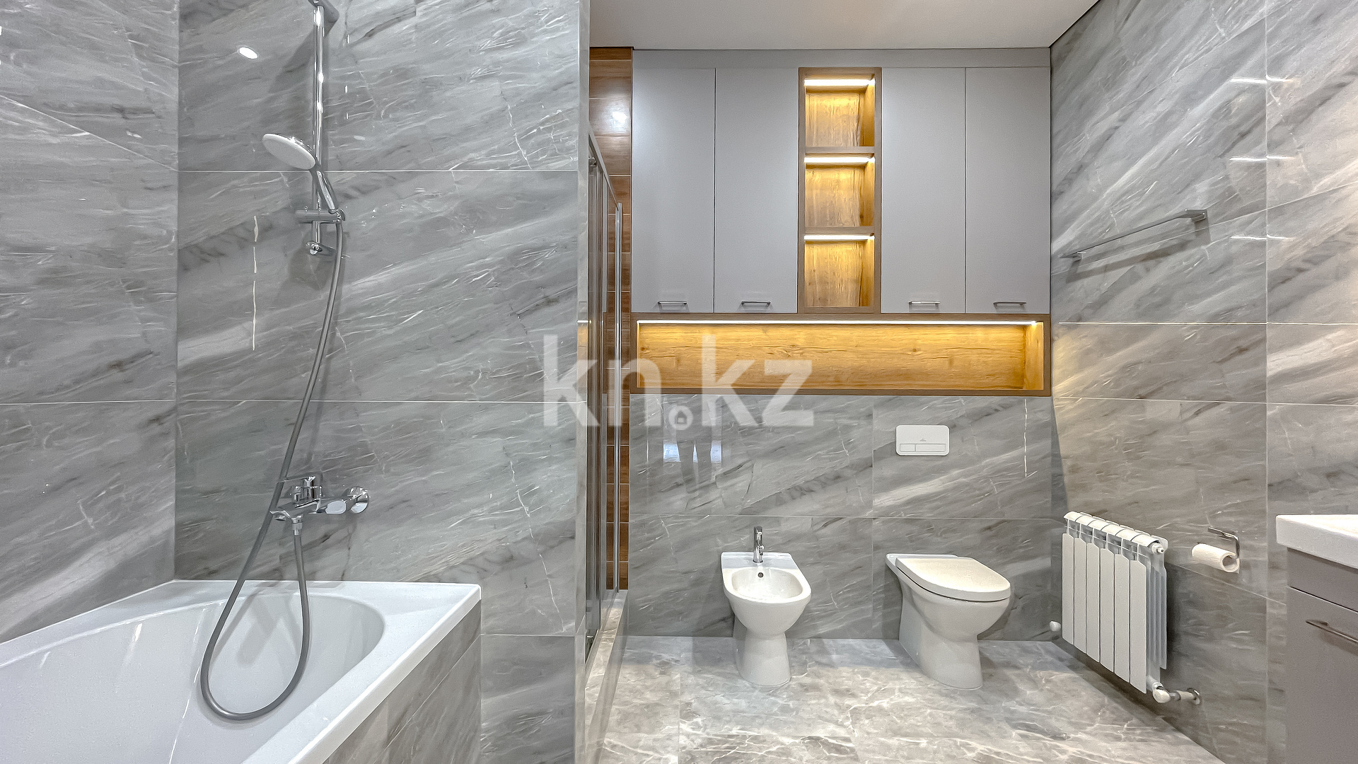 Продажа 3-комнатной квартиры, 215 м² в Алматы - фото 25