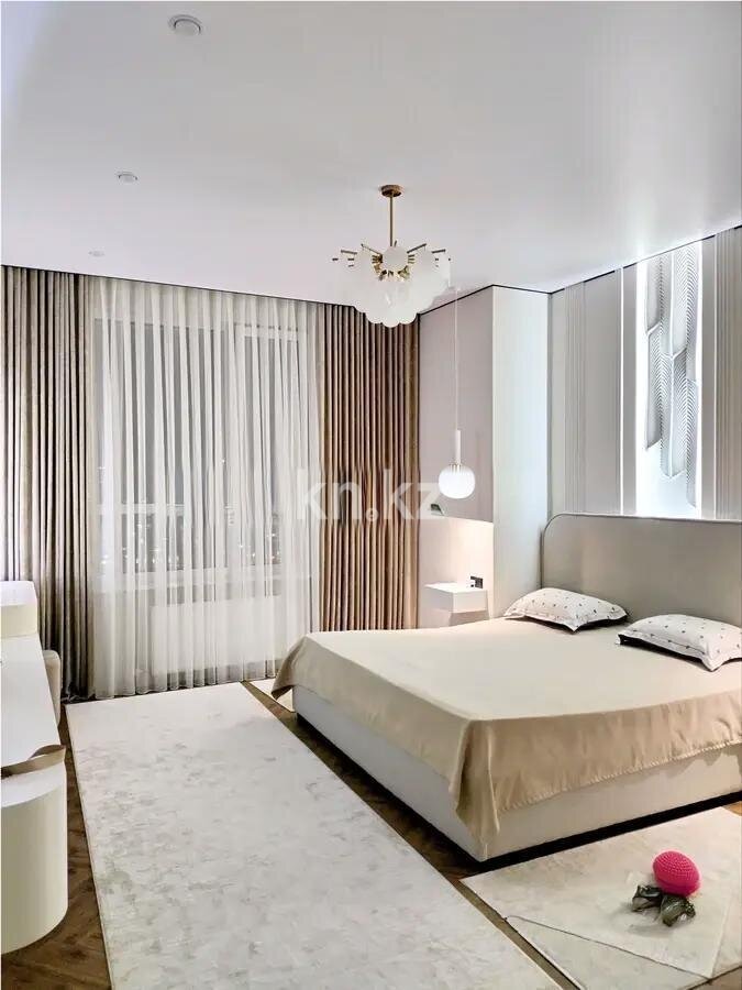 Продажа 4-комнатной квартиры, 132.9 м² в Астане - фото 2