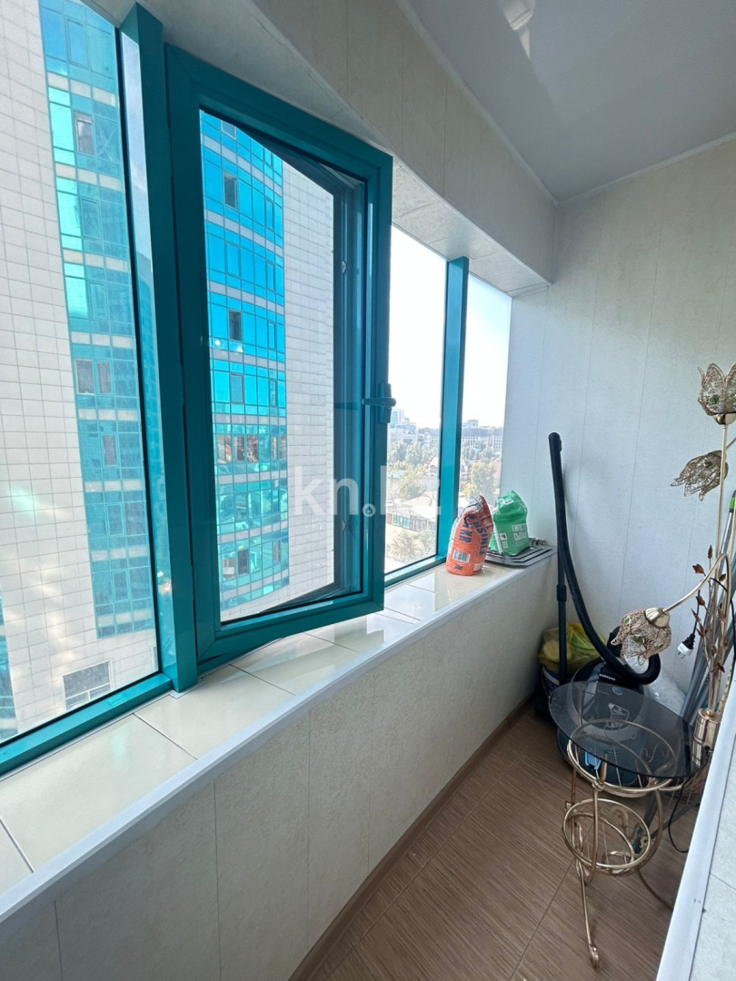 Аренда 2-комнатной квартиры, 60 м², ул. Сарайшык, дом  5Е - Аренда квартир помесячно в Казахстане фото 9 из 13