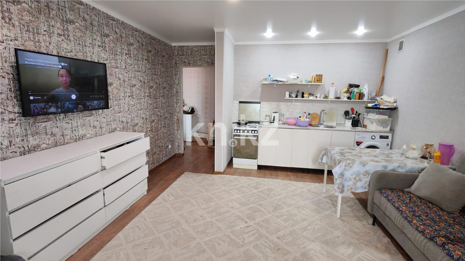 Продажа 2-комнатной квартиры, 49 м², ул. Сарыарка - Продажа квартир в Караганде фото 3 из 22