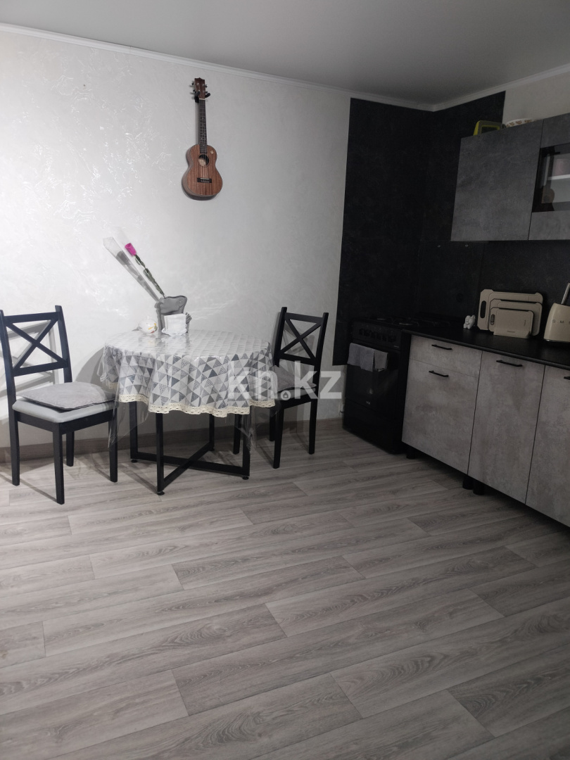 Продажа 2-комнатной квартиры, 32 м² - Продажа двухкомнатных квартир в панельном доме в Казахстане - страница 4 фото 1 из 3