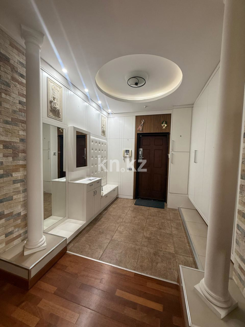 Продажа 4-комнатной квартиры, 158.2 м², пр. Аль-Фараби в Алматы - фото 6