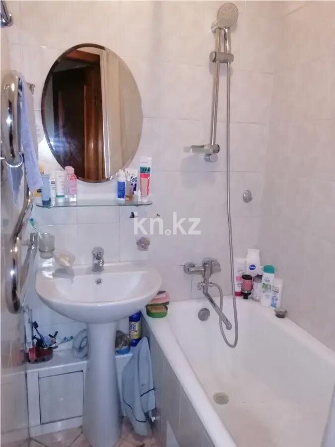 Продажа 4-комнатной квартиры, 71 м² в Алматы - фото 5
