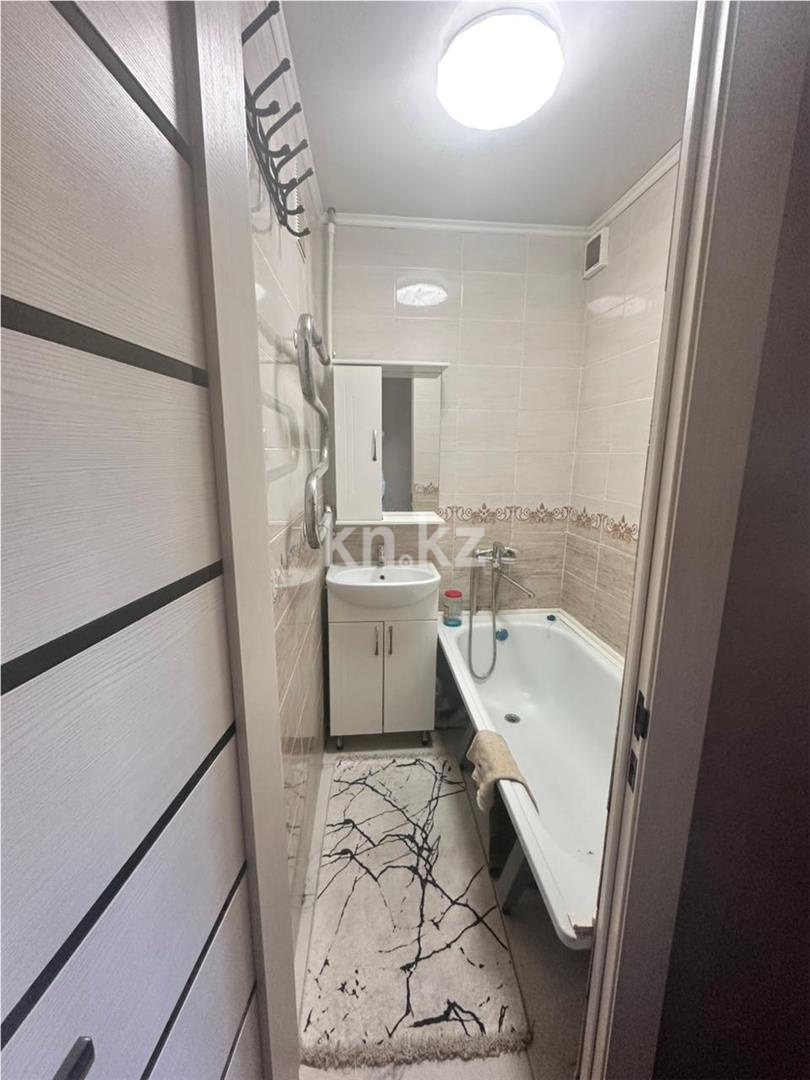 Продажа 2-комнатной квартиры, 47 м², ул. 6-й мик-н в Темиртау - фото 9