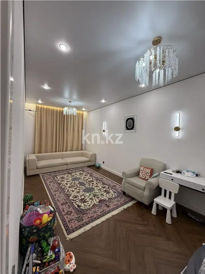 Продажа 2-комнатной квартиры, 61.5 м², ул. Айтматова, дом  77/6 в Астане