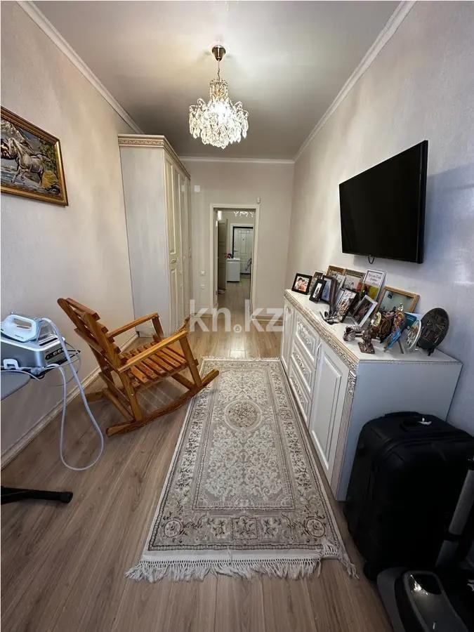 Продажа 4-комнатной квартиры, 131 м², ул. 3-я, дом  10а - Продажа  четырехкомнатных квартир в Караганде без посредников фото 2 из 8