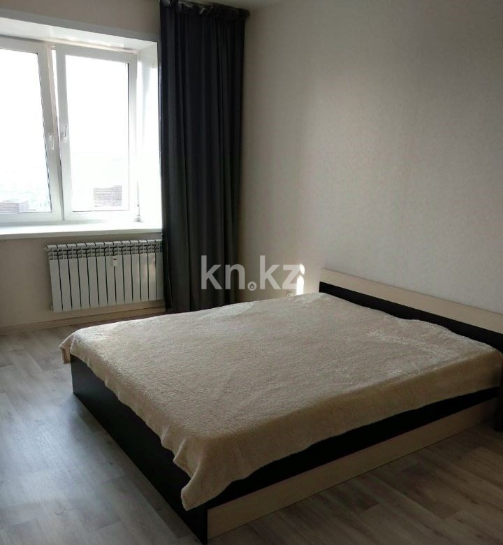 Аренда 1-комнатной квартиры, 41 м², Касым Аманжолова, дом  96/1 - Аренда  однокомнатных квартир помесячно в Караганде фото 1 из 5