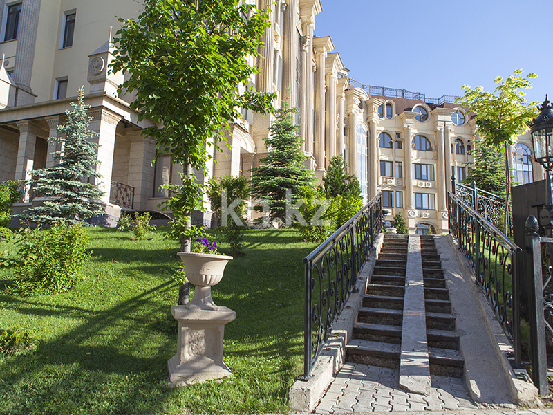 Продажа 2-комнатной квартиры, 93.4 м², ул. Омаровой, дом  25/1 в Алматы - фото 11