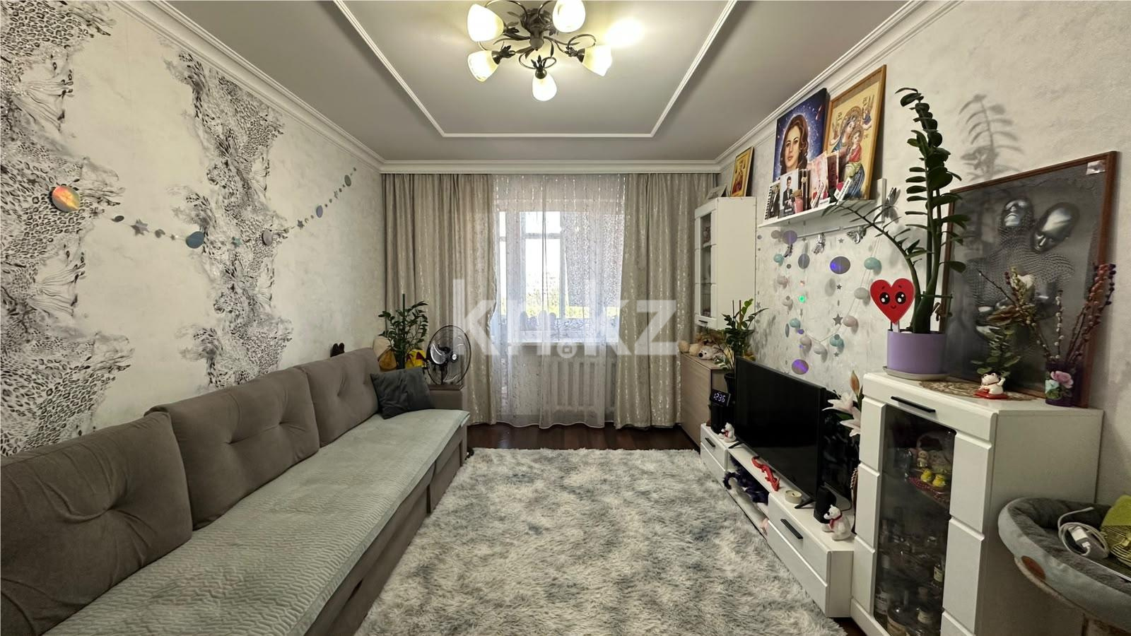 Продажа 3-комнатной квартиры, 61.1 м² - Продажа действующего бизнеса в Усть-Каменогорске фото 2 из 12