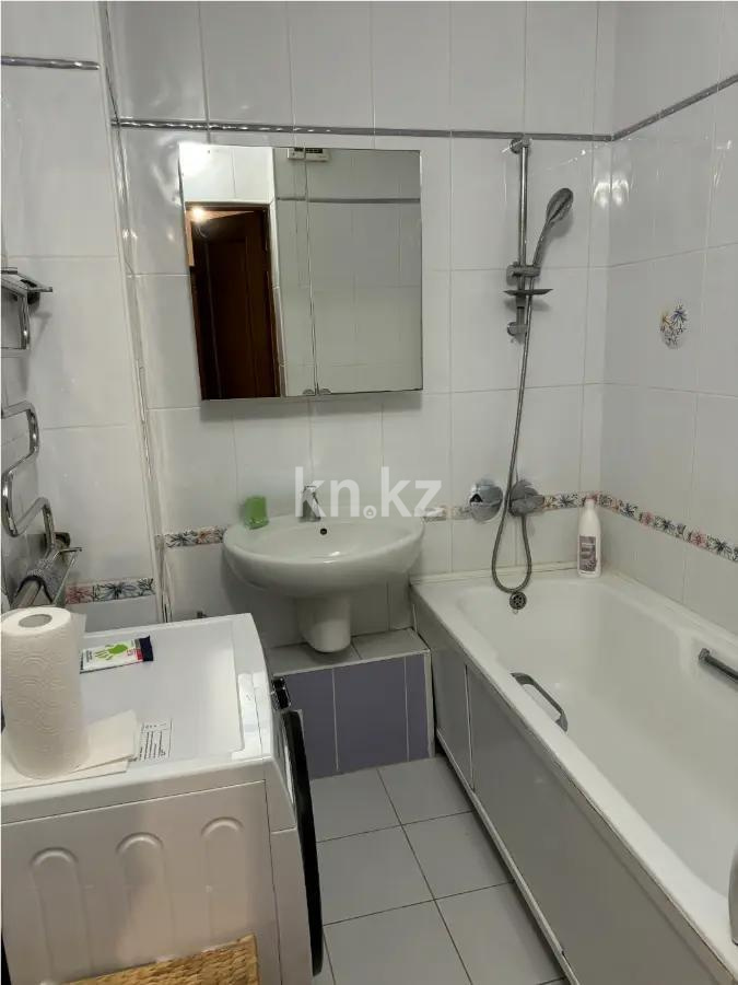 Продажа 4-комнатной квартиры, 111.5 м², пр. Абылай хана, дом  57/1 в Астане - фото 5