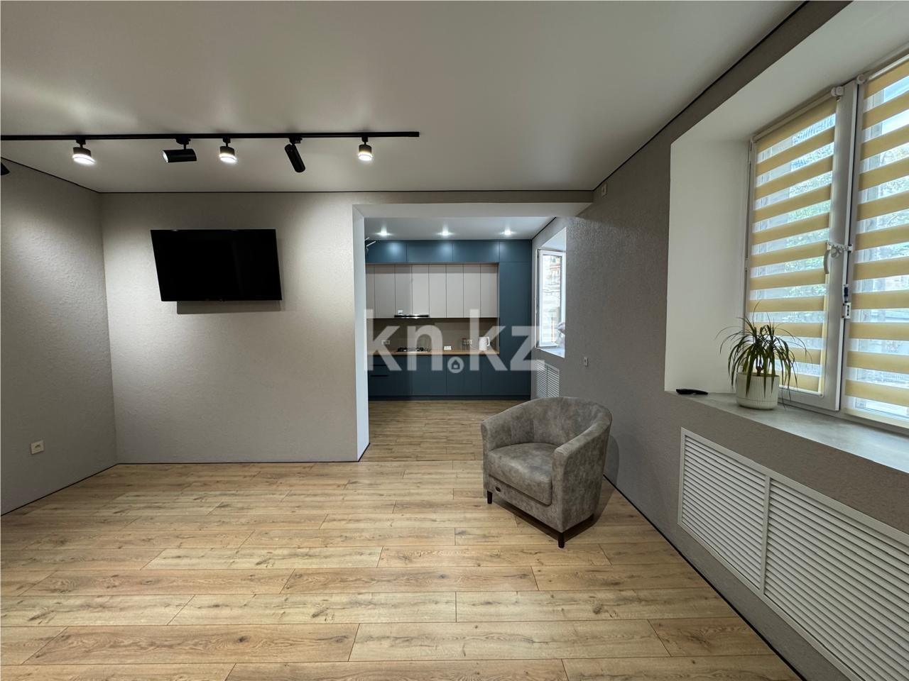 Продажа 3-комнатной квартиры, 83 м², ул. Байтурсынова - Продажа квартир в Казахстане фото 1 из 23