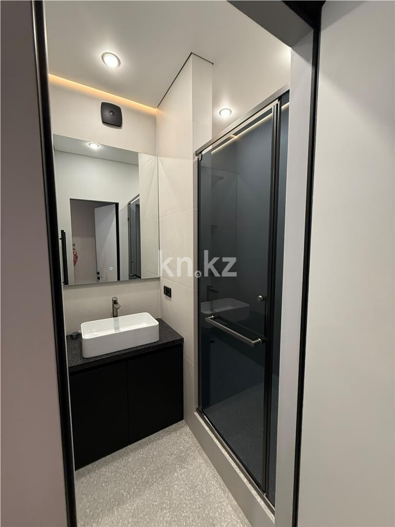 Продажа 2-комнатной квартиры, 68 м² в Караганде - фото 12