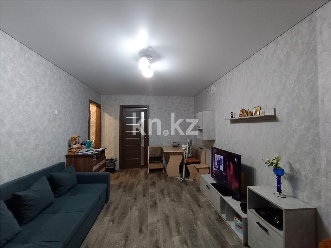 Продажа 2-комнатной квартиры, 44 м², мкр-н 22 - Продажа квартир в Караганде фото 1 из 11