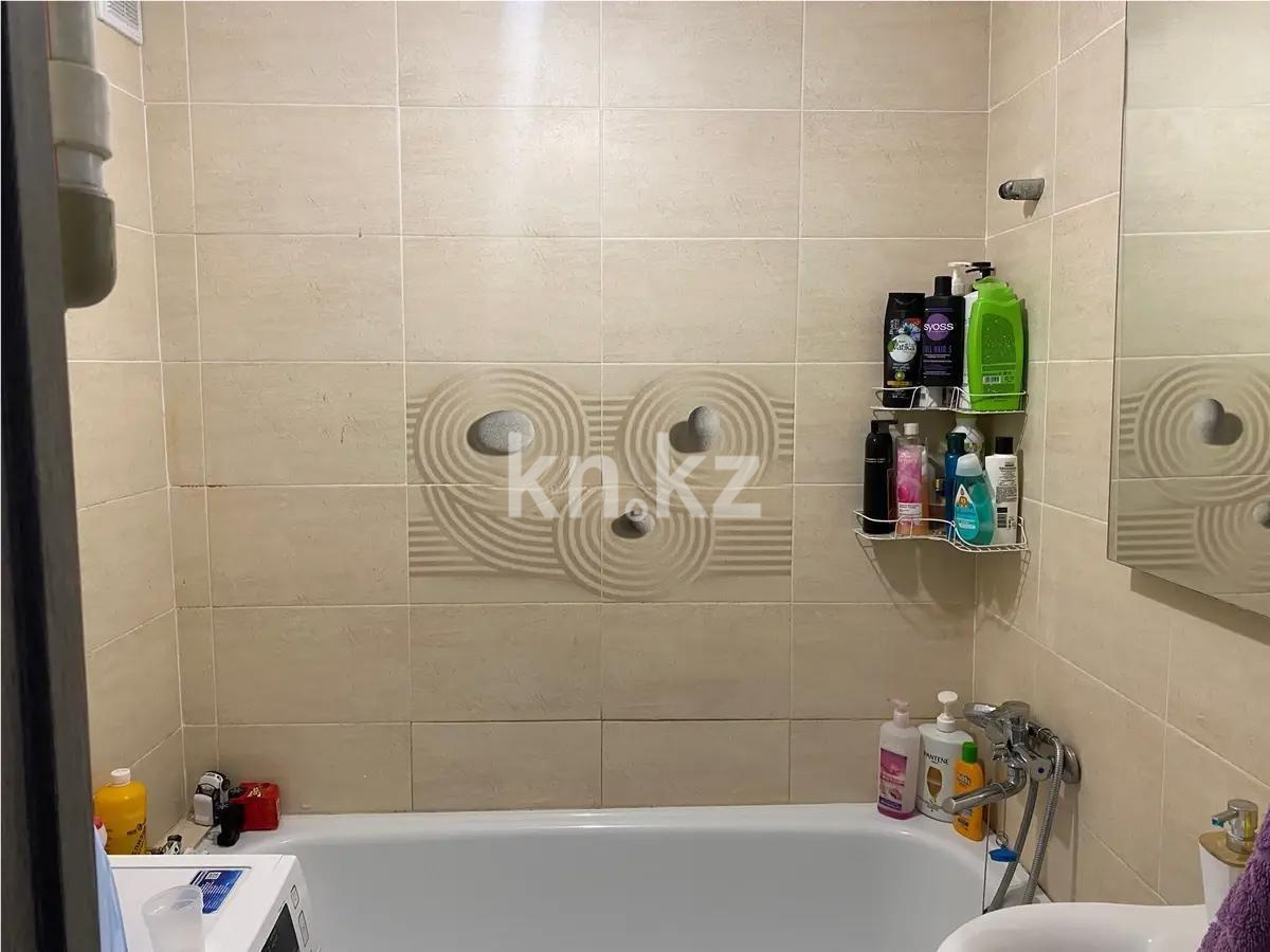 Продажа 3-комнатной квартиры, 62 м², мкр-н Мамраева (Восток-5), дом  16 в Караганде - фото 5