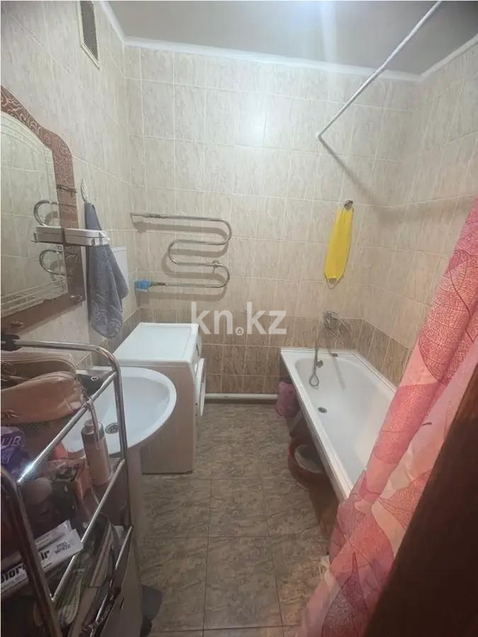 Продажа 1-комнатной квартиры, 50 м², пр. Кошкарбаева, дом  40 - Продажа квартир в Казахстане фото 3 из 5