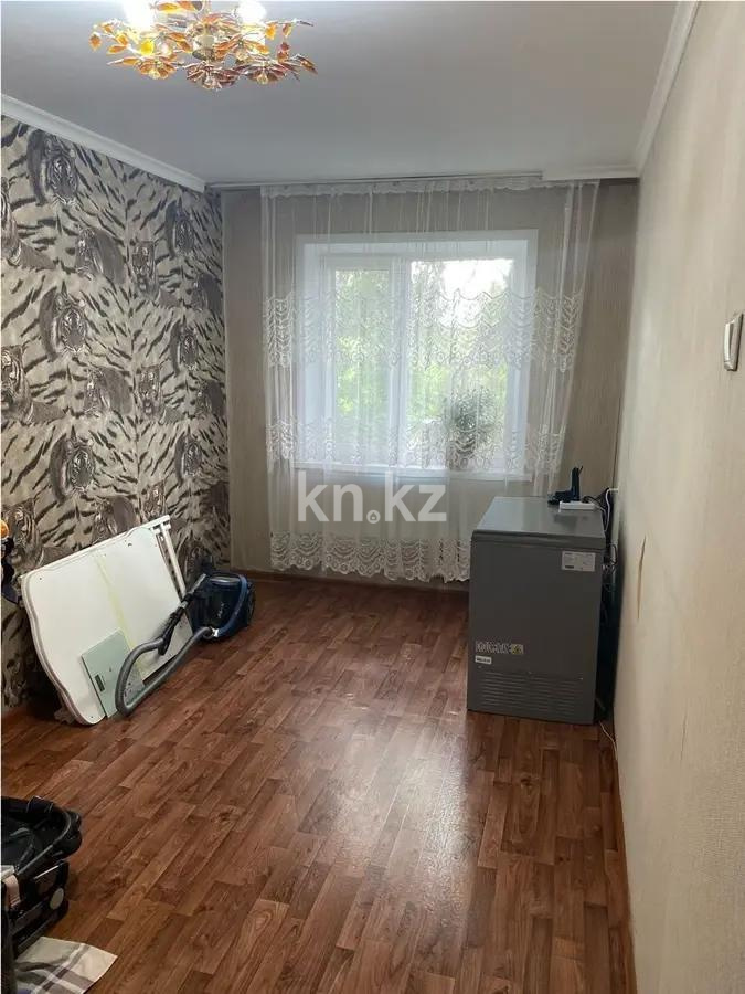 Продажа 3-комнатной квартиры, 62 м², мкр-н 17, дом  37 в Караганде - фото 3