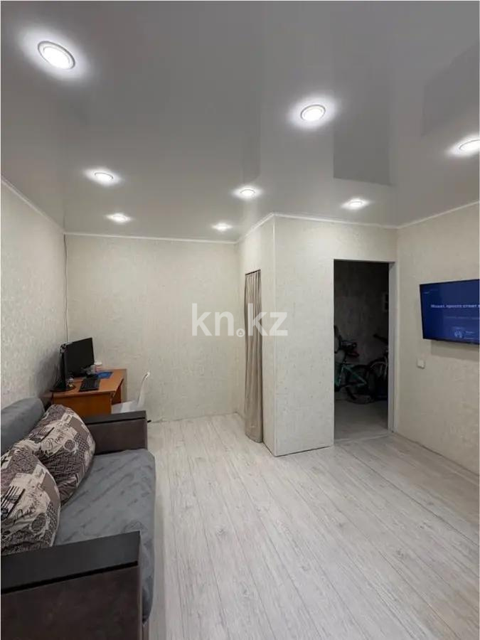 Продажа 1-комнатной квартиры, 30 м², ул. Кузембаева, дом  56 - Продажа  однокомнатных квартир в Караганде без посредников фото 1 из 4