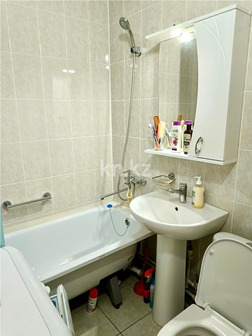 Продажа 2-комнатной квартиры, 46 м², ул. Алиханова в Караганде - фото 13