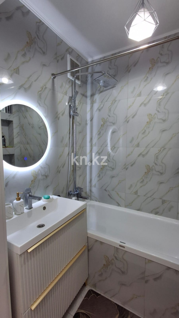 Продажа 2-комнатной квартиры, 81.4 м² - Недвижимость в Уральске фото 15 из 20