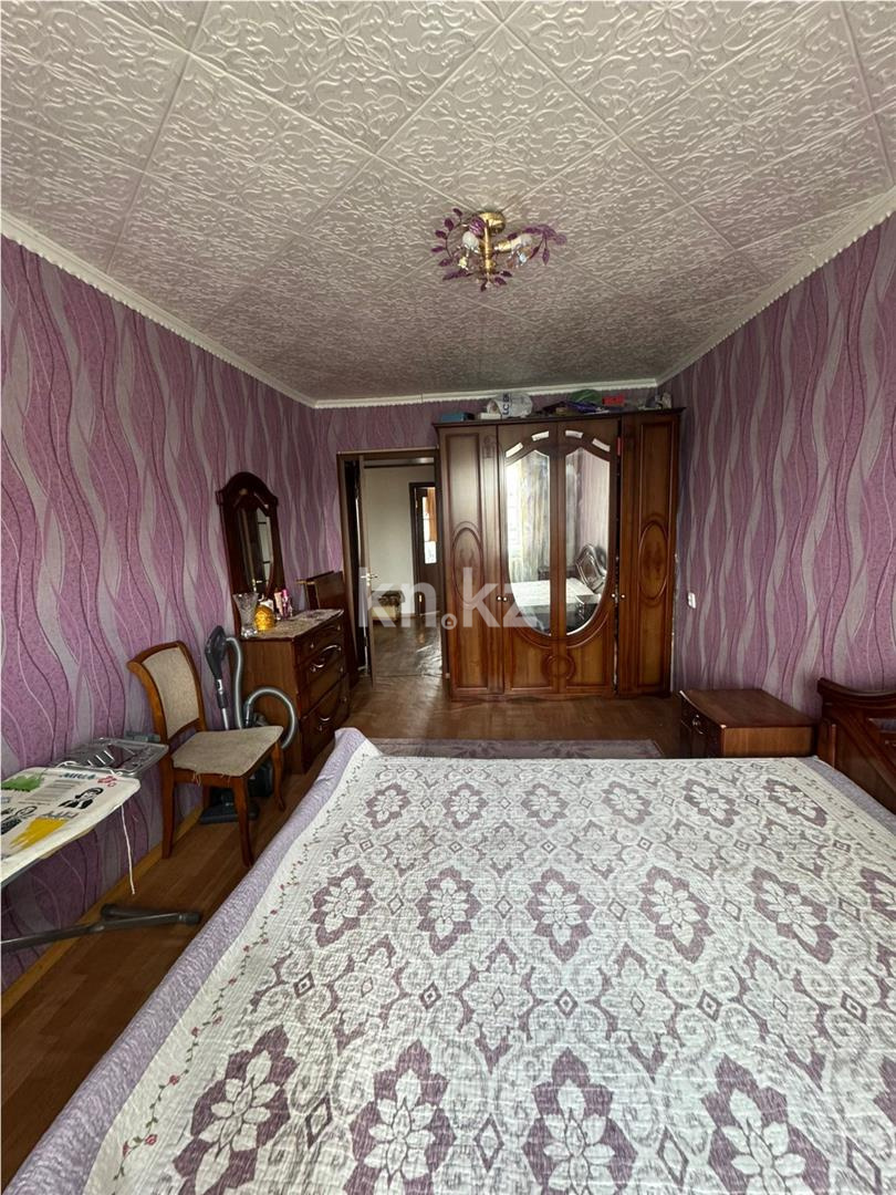 Продажа 3-комнатной квартиры, 67 м², мкр-н Восток-3 в Караганде - фото 3