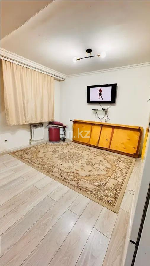 Продажа 3-комнатной квартиры, 59 м², ул. Аркалык, дом  45 - Продажа квартир в Алматы фото 1 из 6