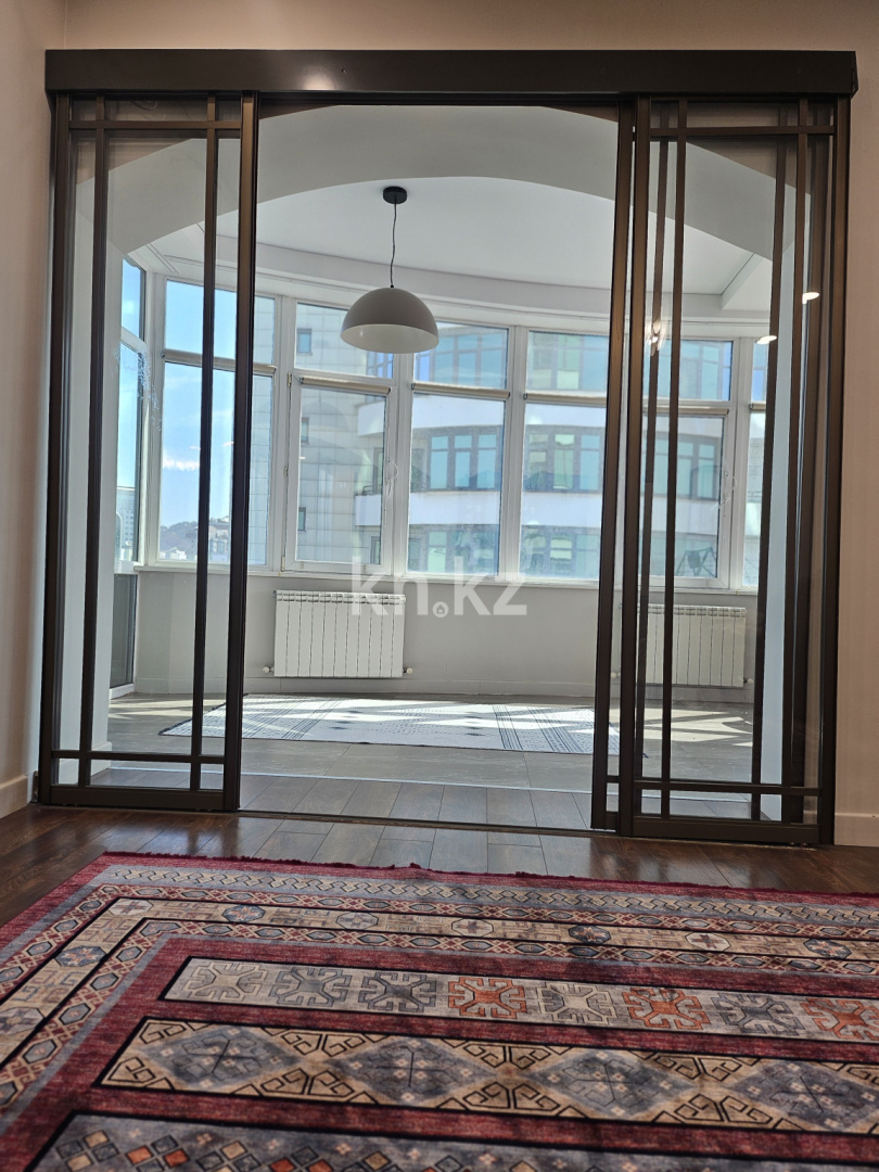 Продажа 4-комнатной квартиры, 167 м², мкр-н Самал-3, дом  25 - Аль-Фараби Мендыкулова - Продажа  четырехкомнатных квартир в новостройках Алматы без посредников фото 1 из 8