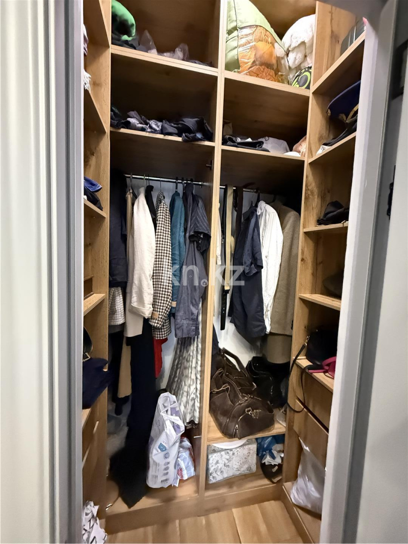 Продажа 3-комнатной квартиры, 91 м², ул. Ашимова - Продажа  трехкомнатных квартир в Караганде фото 12 из 26