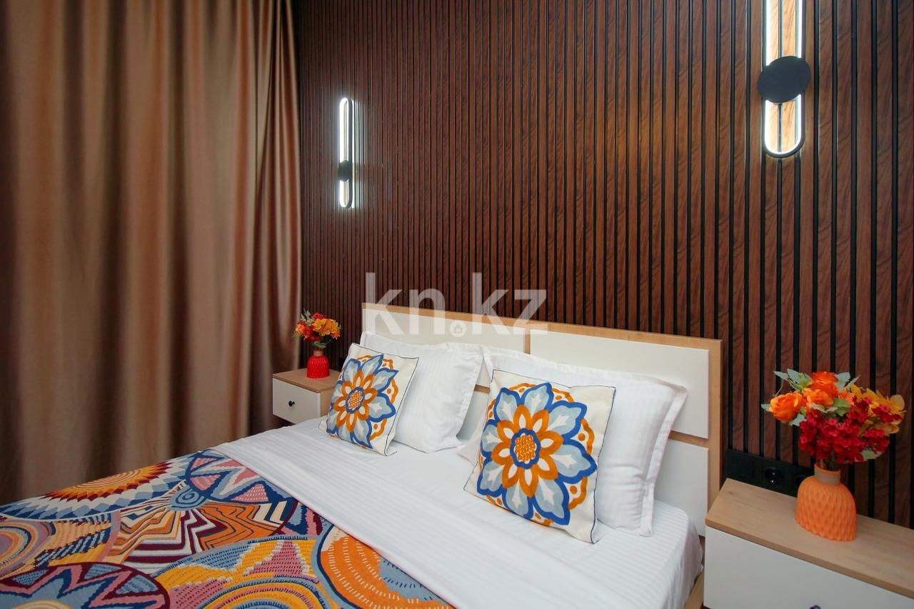 Аренда 1-комнатной квартиры посуточно, 35 м², Сейфуллина, дом  416 - ул. Макатаева в Алматы - фото 10