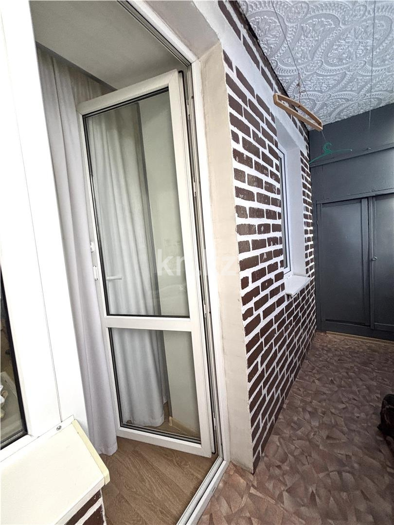 Продажа 3-комнатной квартиры, 61 м² - Продажа  трехкомнатных квартир в Караганде в Михайловке фото 13 из 18