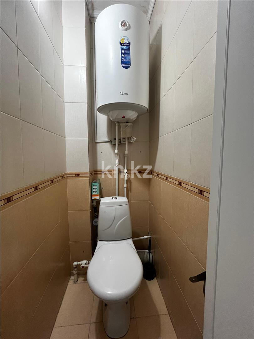 Продажа 3-комнатной квартиры, 65 м², мкр-н Голубые Пруды - Продажа  трехкомнатных квартир в Караганде фото 9 из 12