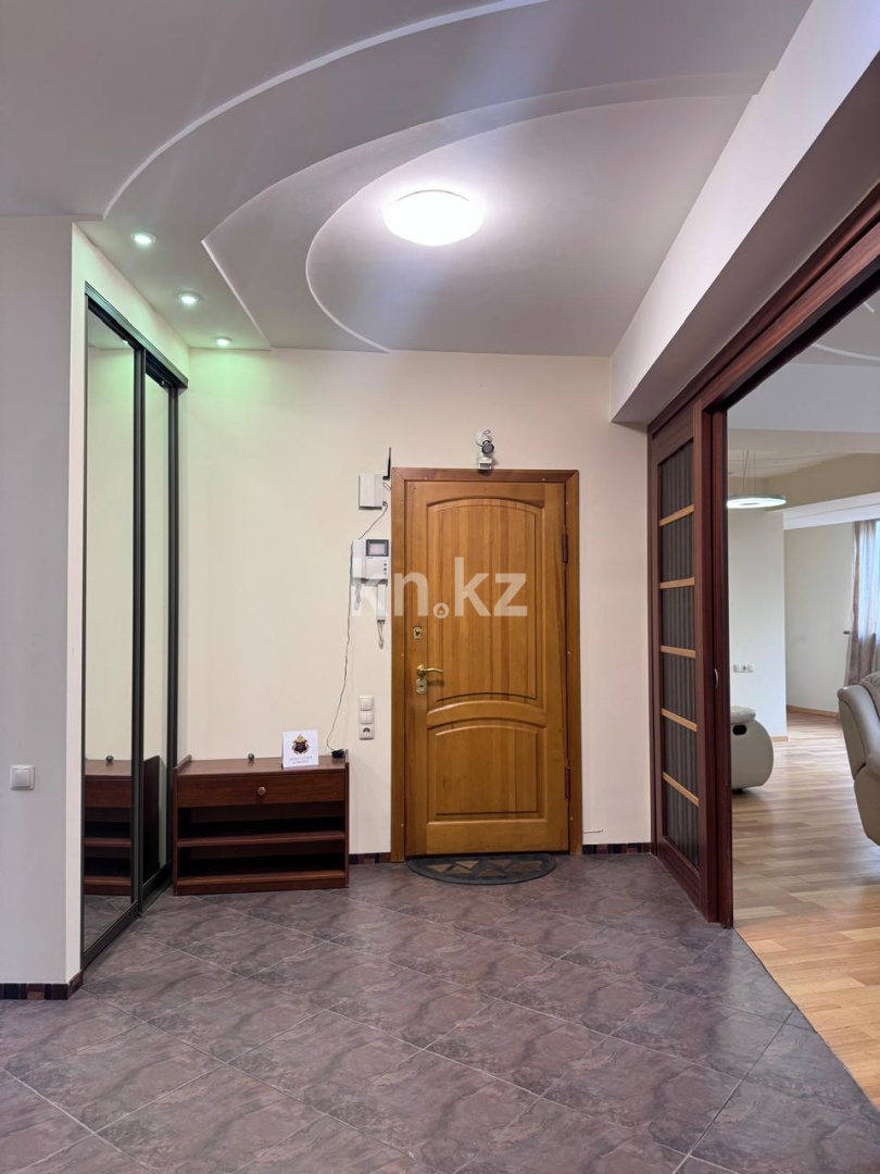 Продажа 4-комнатной квартиры, 133 м² - Продажа четырехкомнатных квартир в кирпичном доме в Казахстане - страница 4 фото 4 из 16
