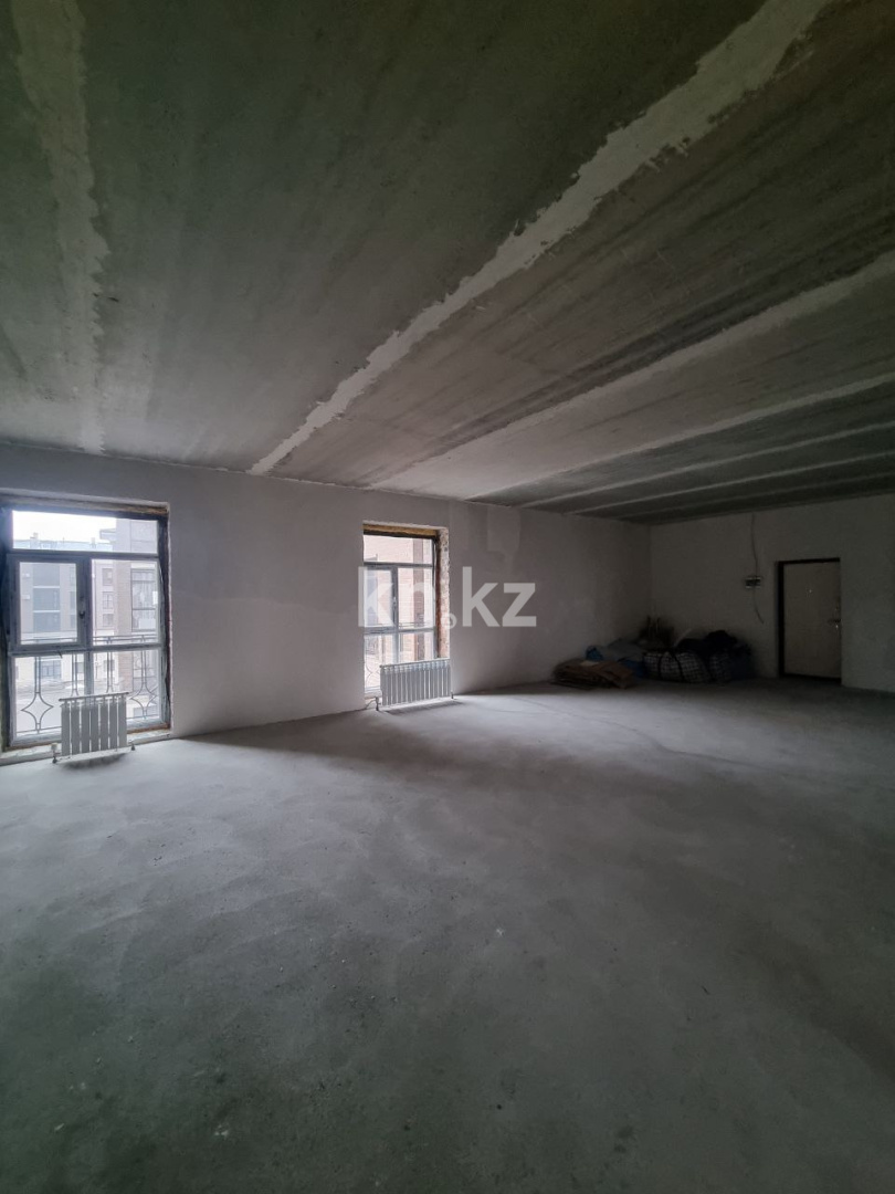 Продажа 3-комнатной квартиры, 113 м², ул. Жанибекова, дом  53 в Караганде - фото 7