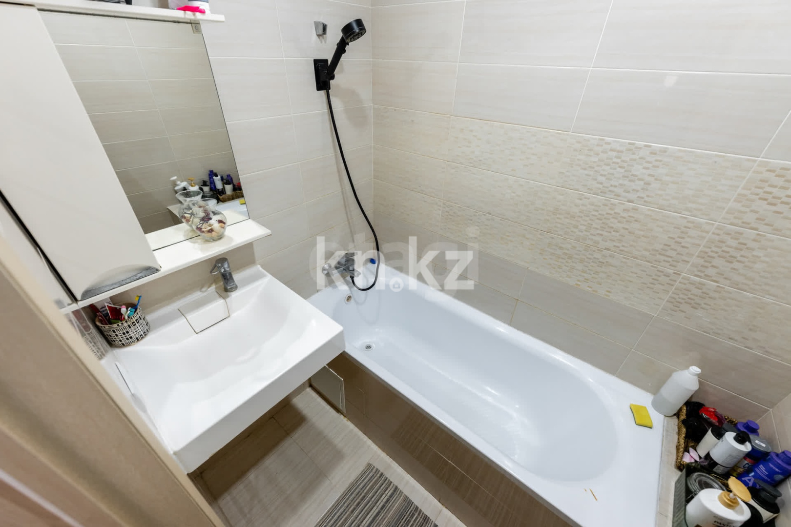 Продажа 3-комнатной квартиры, 74 м² в Астане - фото 20