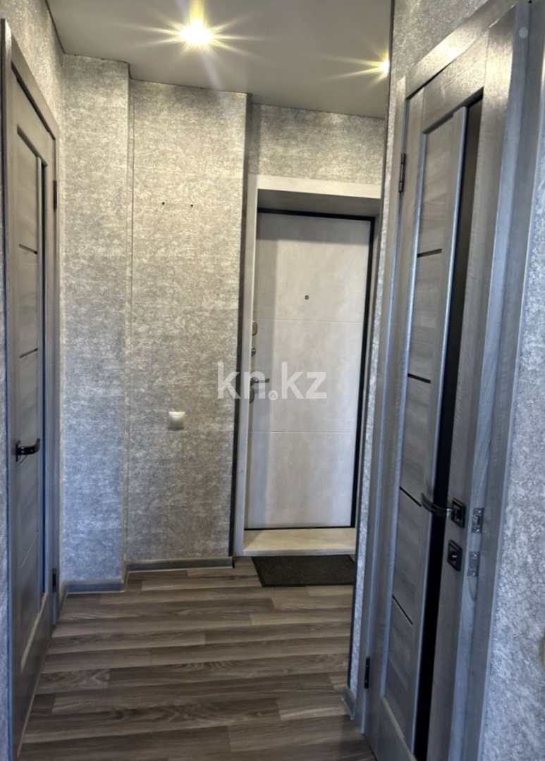 Продажа 1-комнатной квартиры, 33 м² - Продажа однокомнатных квартир в Усть-Каменогорске фото 9 из 23