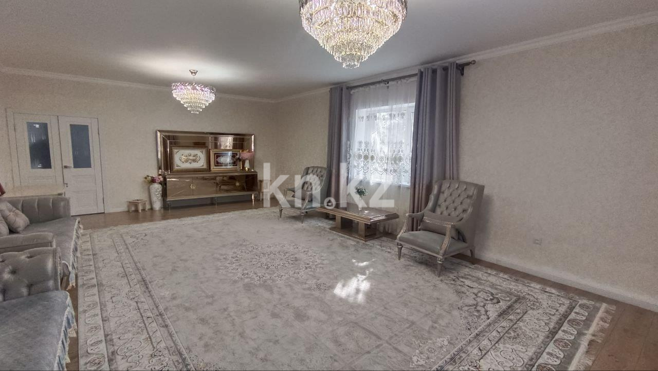 Продажа 4-комнатного дома, 182.9 м², ул. Тельмана - Продажа квартир в Караганде фото 1 из 17