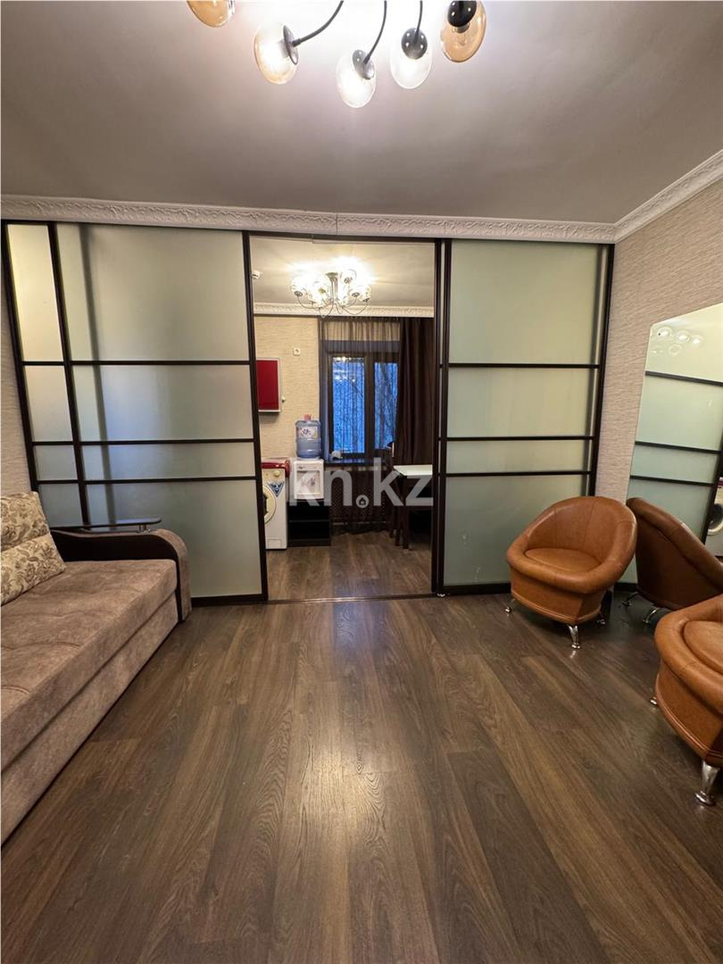 Продажа 2-комнатной квартиры, 46 м², пр. Н. Абдирова - Продажа квартир в Караганде фото 1 из 14