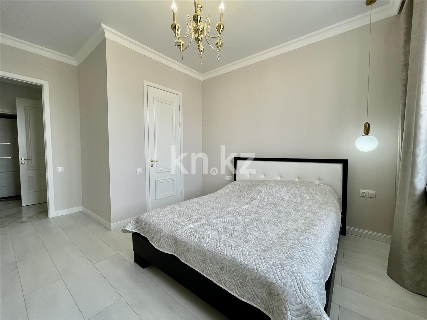 Продажа 3-комнатной квартиры, 75 м², ул. Муканова, дом  1/9 в Караганде - фото 13