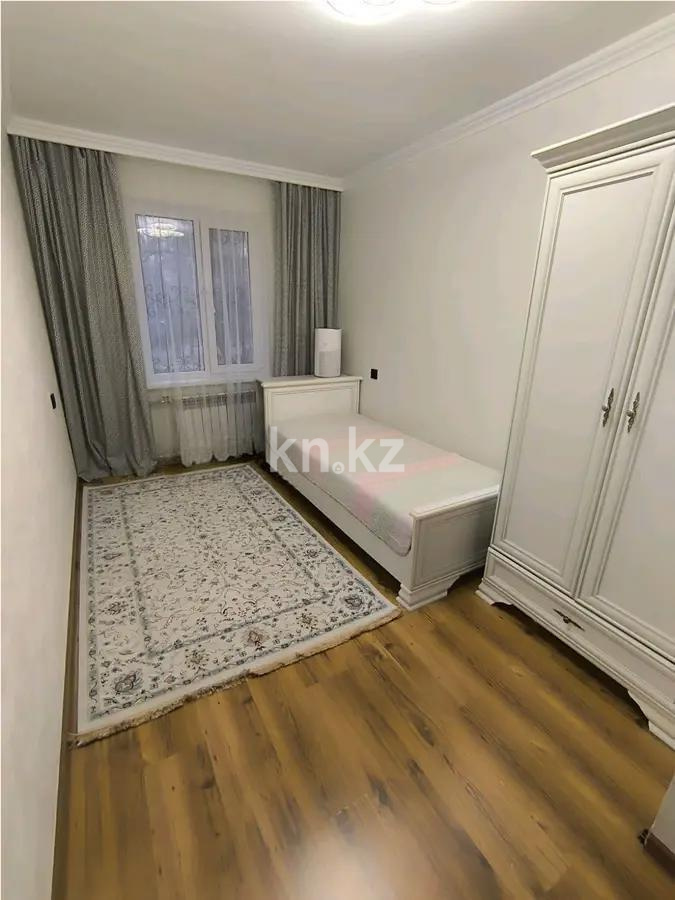 Продажа 4-комнатной квартиры, 74 м², мкр-н 8, дом  74 - Продажа  четырехкомнатных квартир в Алматы без посредников фото 3 из 9