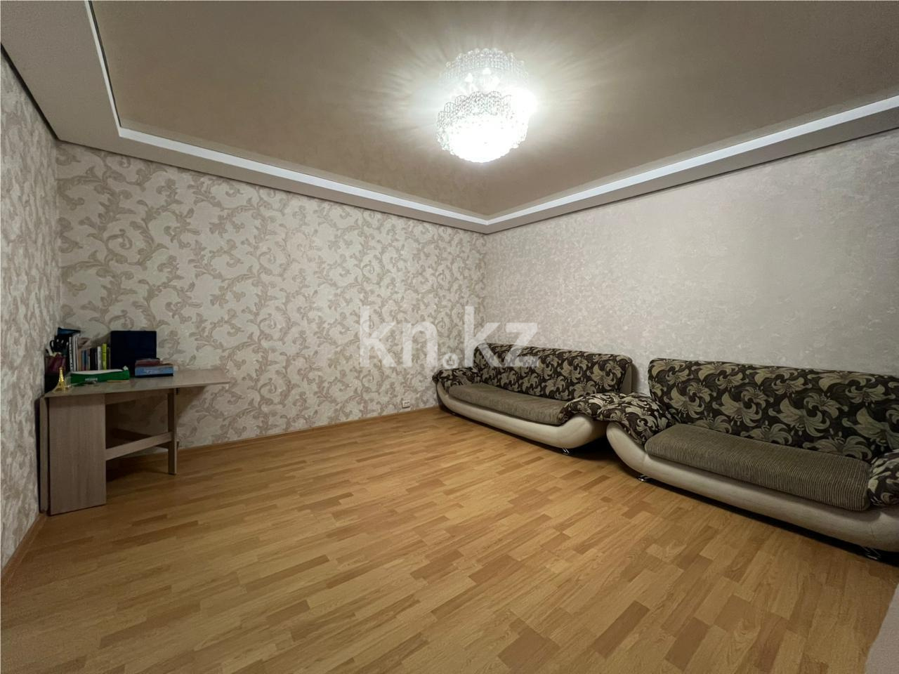 Продажа 3-комнатной квартиры, 68 м², мкр-н Голубые Пруды - Продажа квартир в Караганде фото 3 из 19