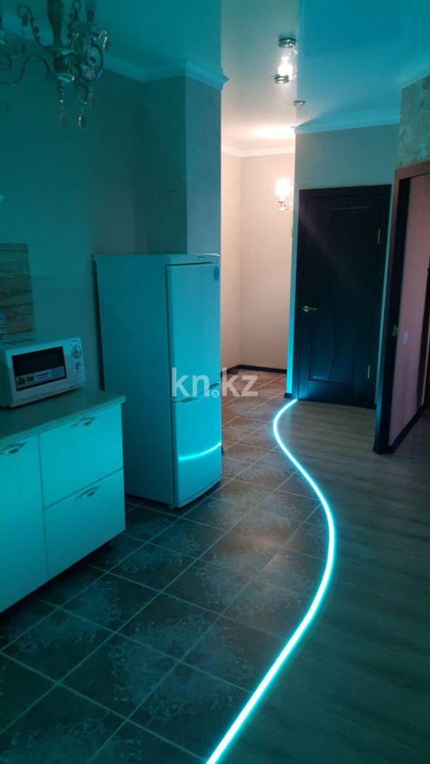 Аренда 2-комнатной квартиры посуточно, 50 м², пр. Республики, дом  42 - Аренда квартир посуточно в Караганде с фото фото 8 из 11