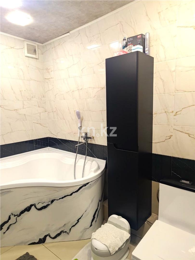 Продажа 3-комнатного дома, 70 м², ул. Учительская - Продажа домов, коттеджей в Караганде с фото фото 12 из 19