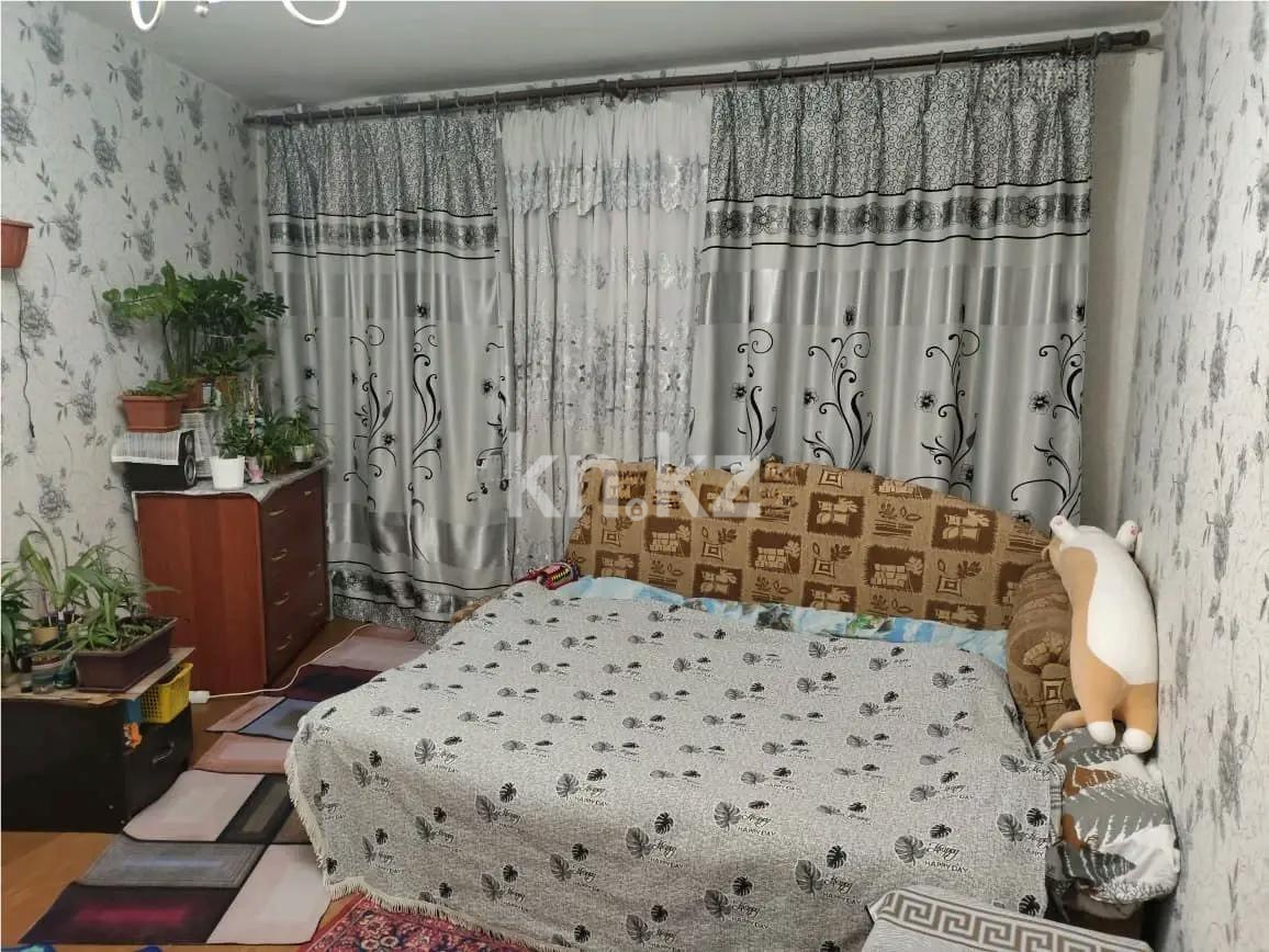 Продажа 4-комнатной квартиры, 85 м², мкр-н Голубые Пруды, дом  13 в Караганде - фото 2