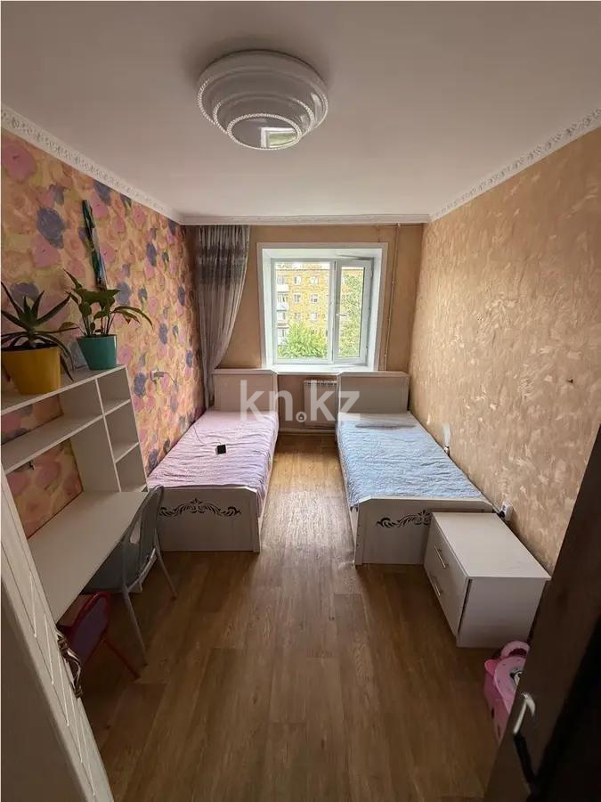 Продажа 3-комнатной квартиры, 58 м², мкр-н 14, дом  20 в Караганде - фото 3