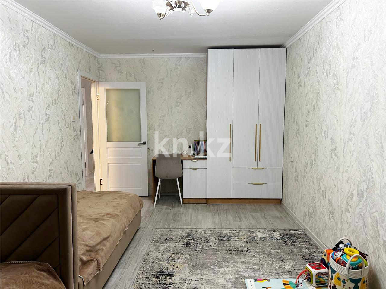 Продажа 3-комнатной квартиры, 63 м², ул. Муканова - Продажа  трехкомнатных квартир в Караганде фото 6 из 13
